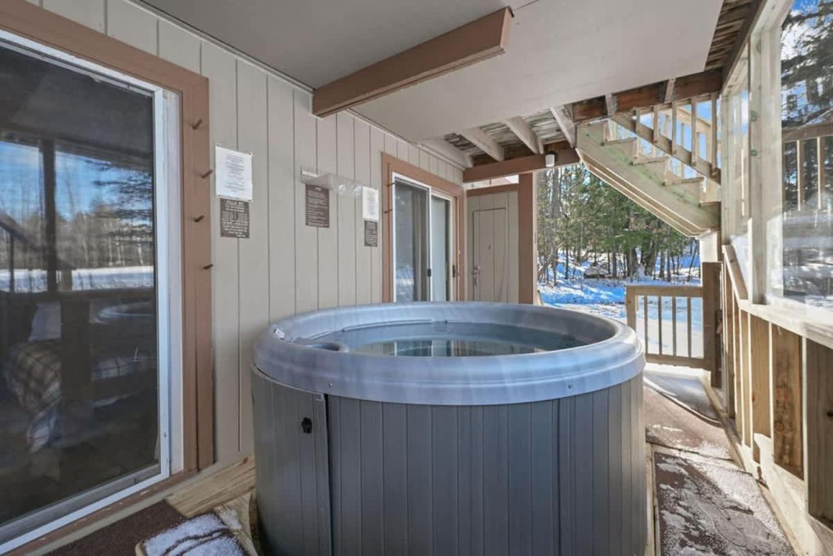 Retro Ski-In Ski-Out Villa At Powderhorn Mountain Bessemer エクステリア 写真