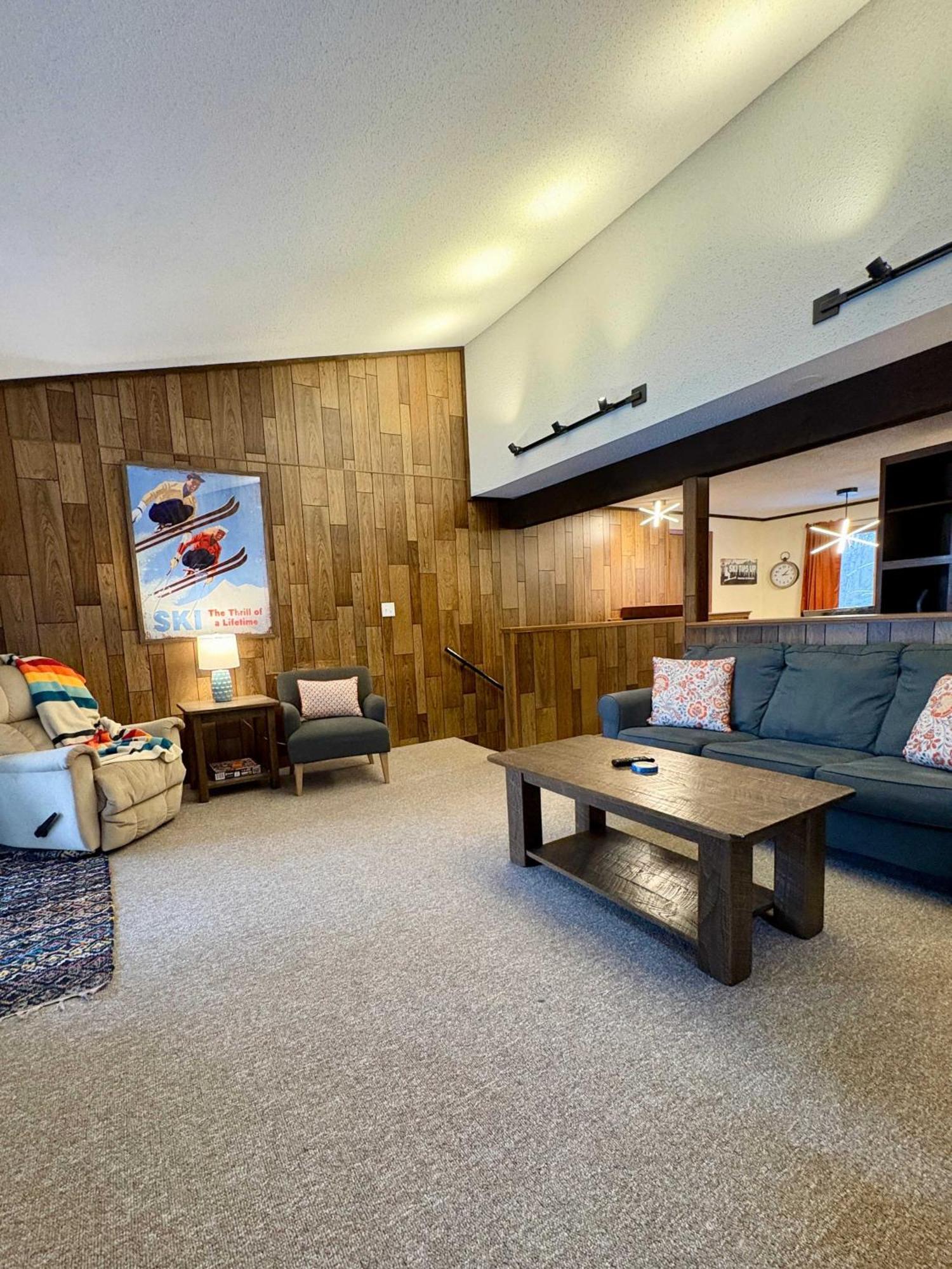 Retro Ski-In Ski-Out Villa At Powderhorn Mountain Bessemer エクステリア 写真